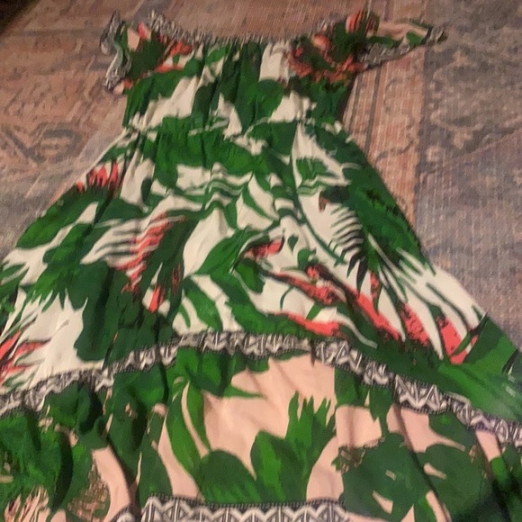 Flying Tomato off the shoulder dress - Picture 4 of 4